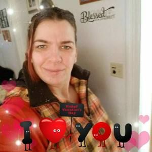 Meet your Posher, Mona